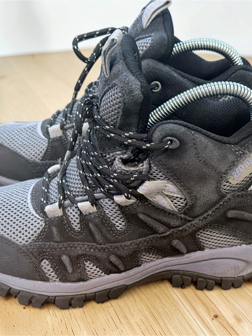 RedHead Overland II Mid Waterproof Hiking Boots for Ladies Size 6 M